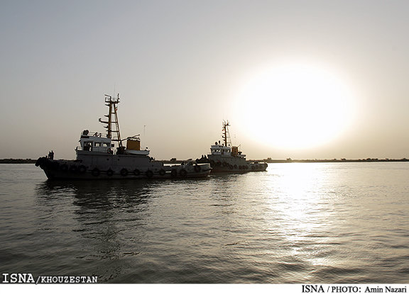 خط کشتیرانی بندر خرمشهر – صحار عمان راه‌اندازی شد